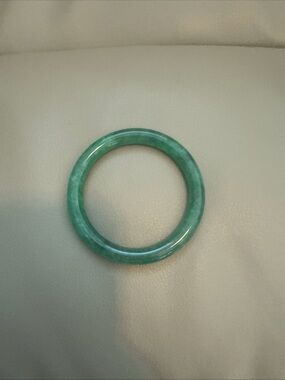 Gorgeous authentic Vietnamese Jade Bangle.